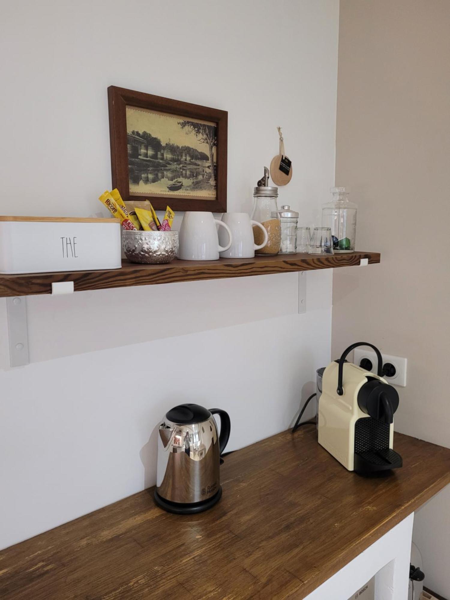 La Maison Blanche Intra-Muros Free Parking Aigues-Mortes Habitación foto